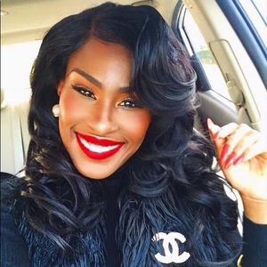 Meet your Posher, Leslie